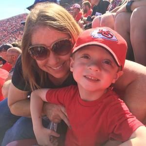 Meet your Posher, Amy